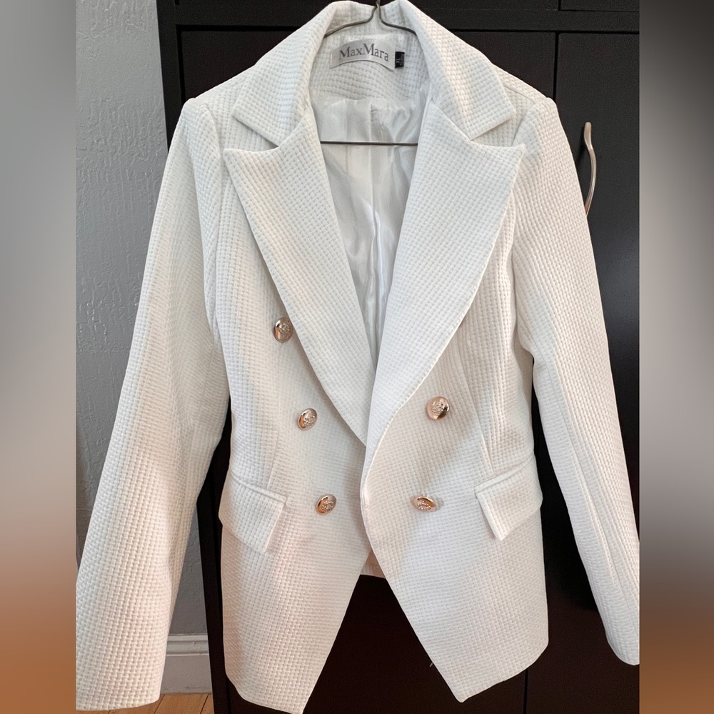 Max Mara Tailored White Blazer